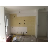 Aplicação de Piso Antiderrapante em Sp na Vila Santa Mooca - Aplicação de Azulejo em Drywall